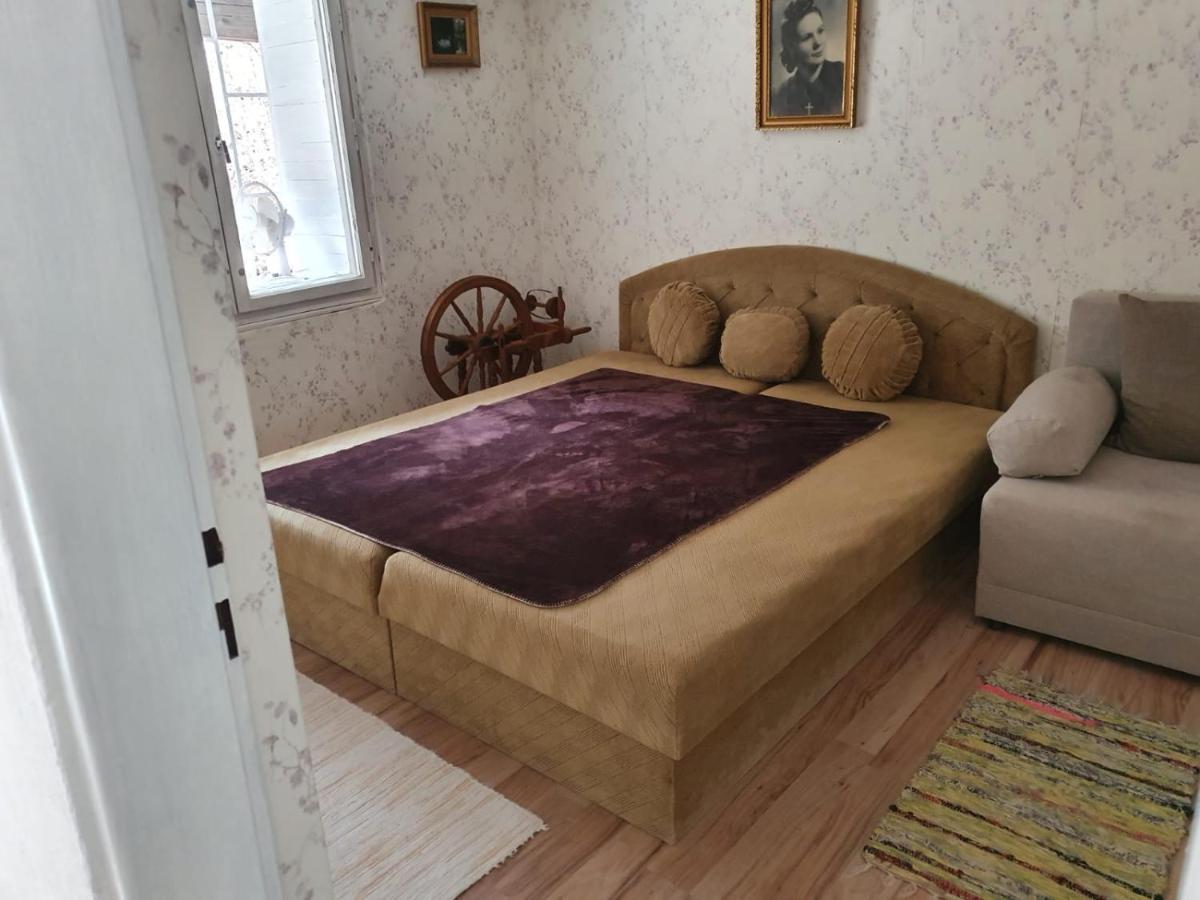 Horska Chata V Srdci Kremnickych Hor Banska Bystrica Luaran gambar
